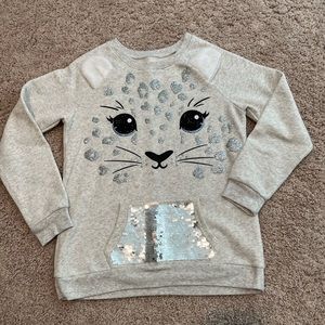 Justice Snow leopard sweatshirt size 14/16 EUC